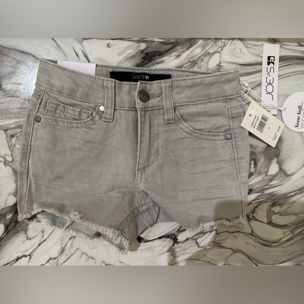 Joe’s mid rise shorts THE MARKIE SHORT